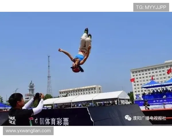 成都极限运动队与上海极限运动队赛后复盘分析比赛节奏与战术对比